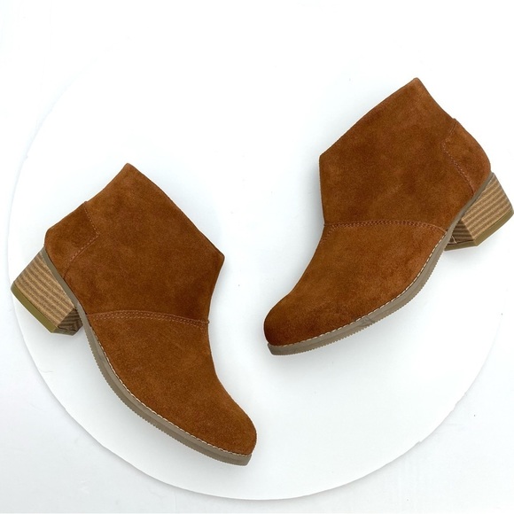 TOMS Leila Kids Suede Ankle Boots in Tan Brown Size 3 Kids Style 10010670 - Picture 4 of 10